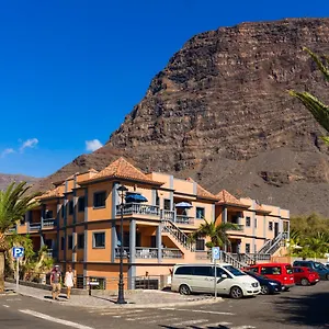 https://residencial-el-conde-7.in-canary-islands.com