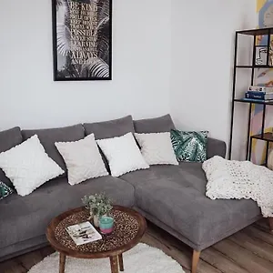 Apartment Cozy Dreams: Deluxe 2-zimmer-apartment -kueche, Nürnberg